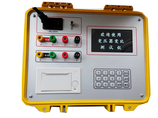 LCBZC-B變壓器變比測試儀，可以檢查變壓器的繞組、分接開關(guān)的狀況,判斷變壓器是否存在線圈短路、連接錯誤、匝間短路等缺陷，從而保證設(shè)備的安全使用。